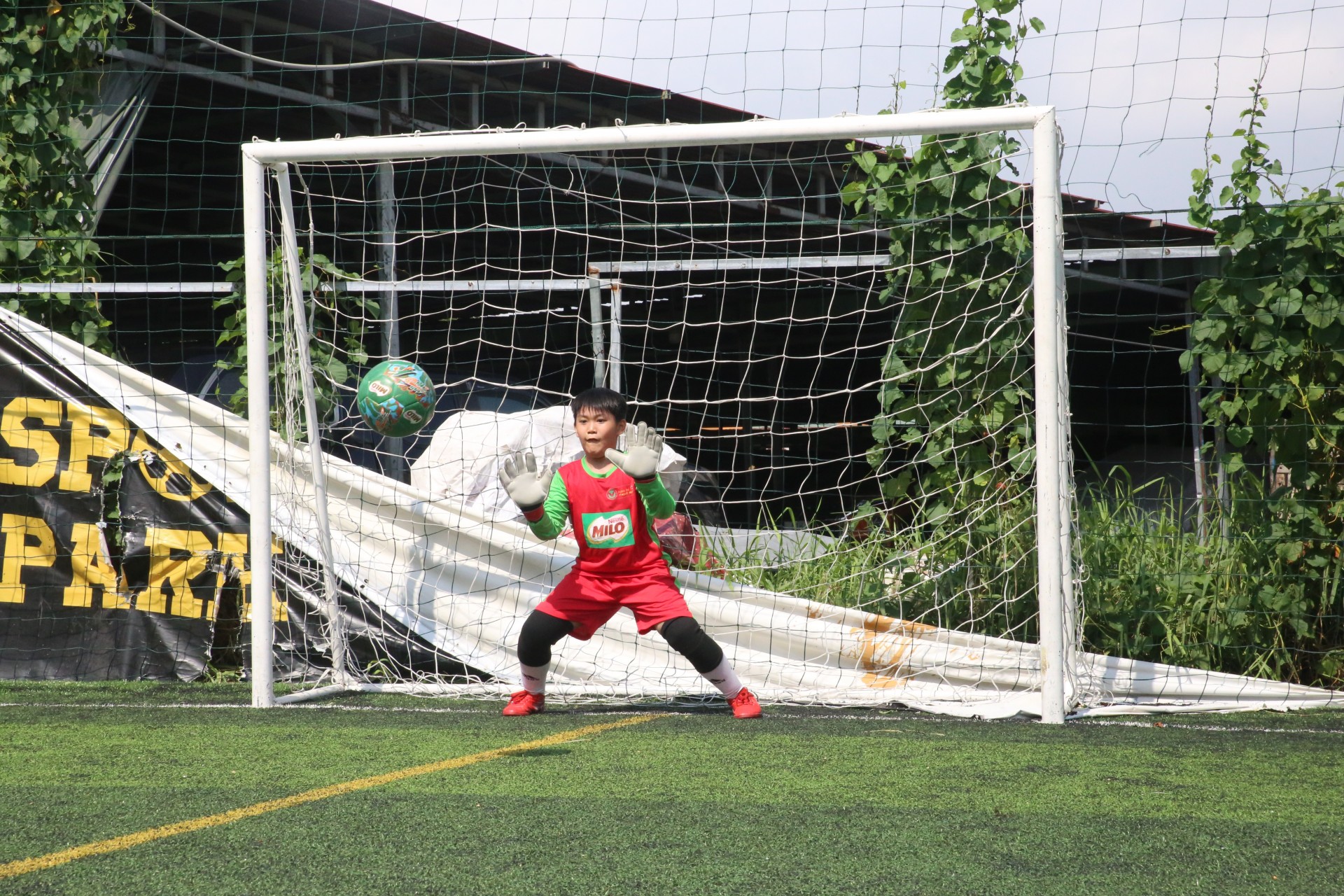 Những giây phút đang nhớ của lứa tuổi học trò trên sân cỏ Những giây phút đang nhớ của lứa tuổi học trò trên sân cỏ