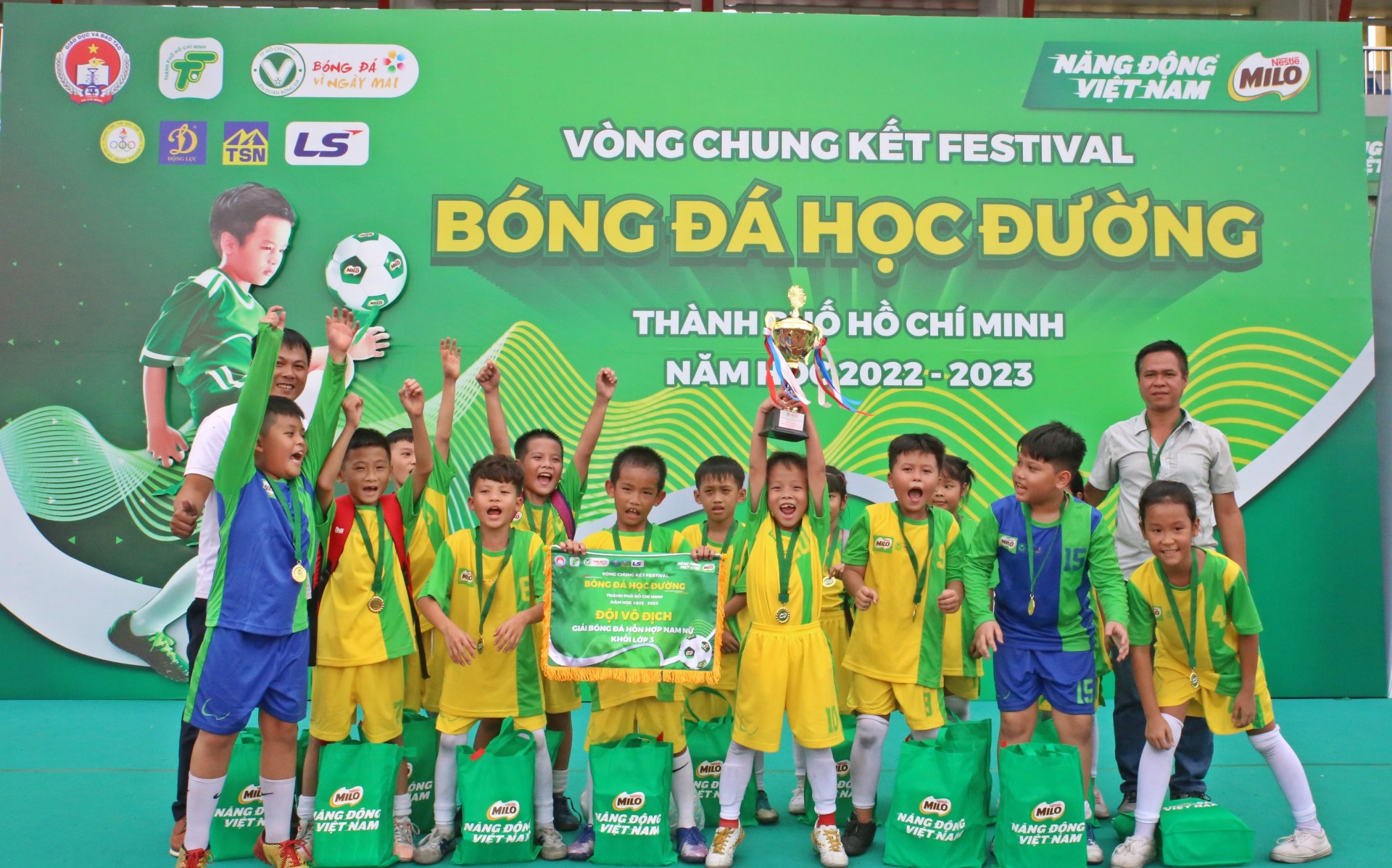 VCK Festival bóng đá học đường năm 2022 2023. Vòng chung kết của cảm xúc !