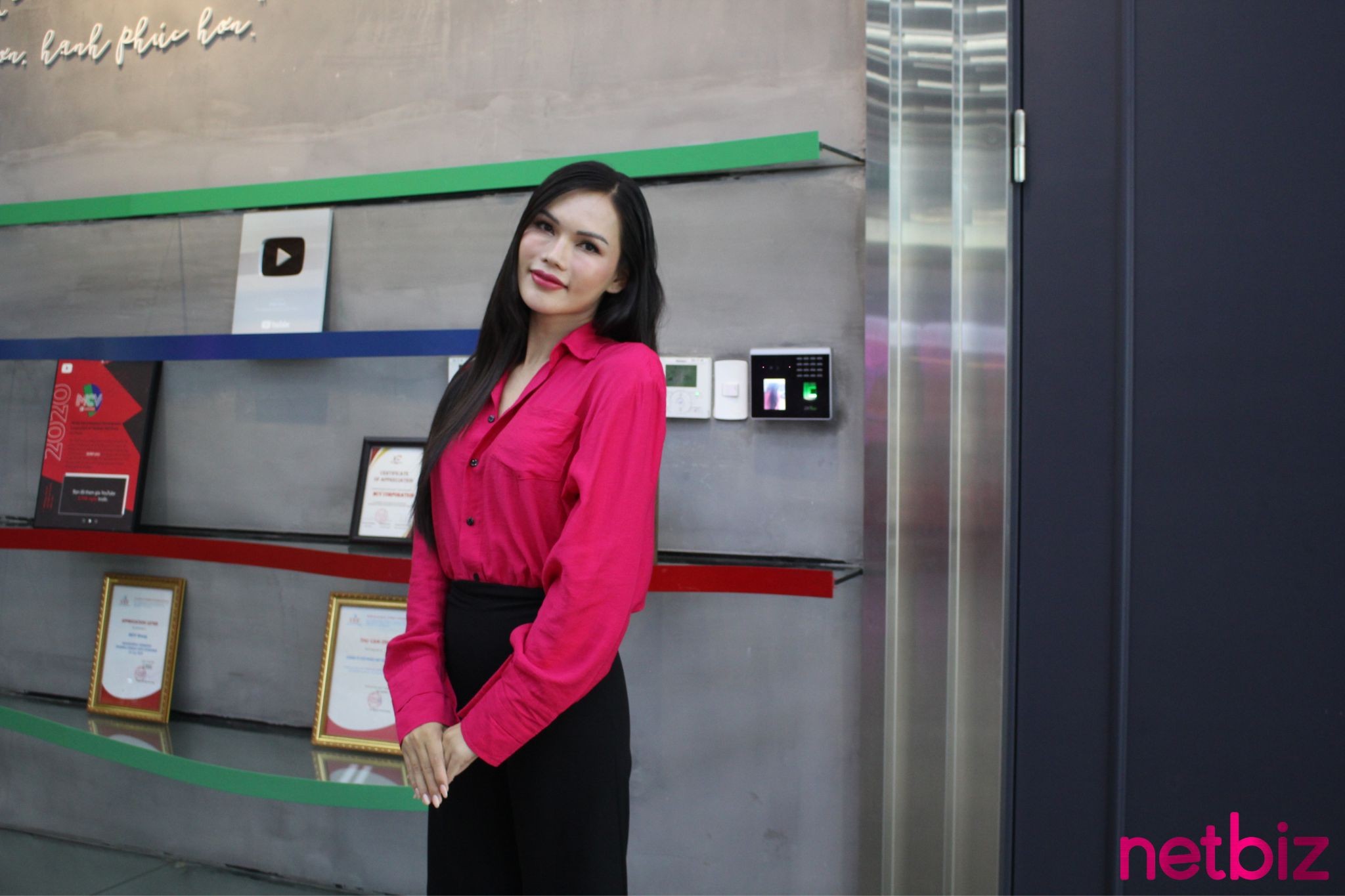 MC ‘Come Out’ lần đầu tiết lộ về hành trình phẫu thuật chuyển giới MC ‘Come Out’ lần đầu tiết lộ về hành trình phẫu thuật chuyển giới