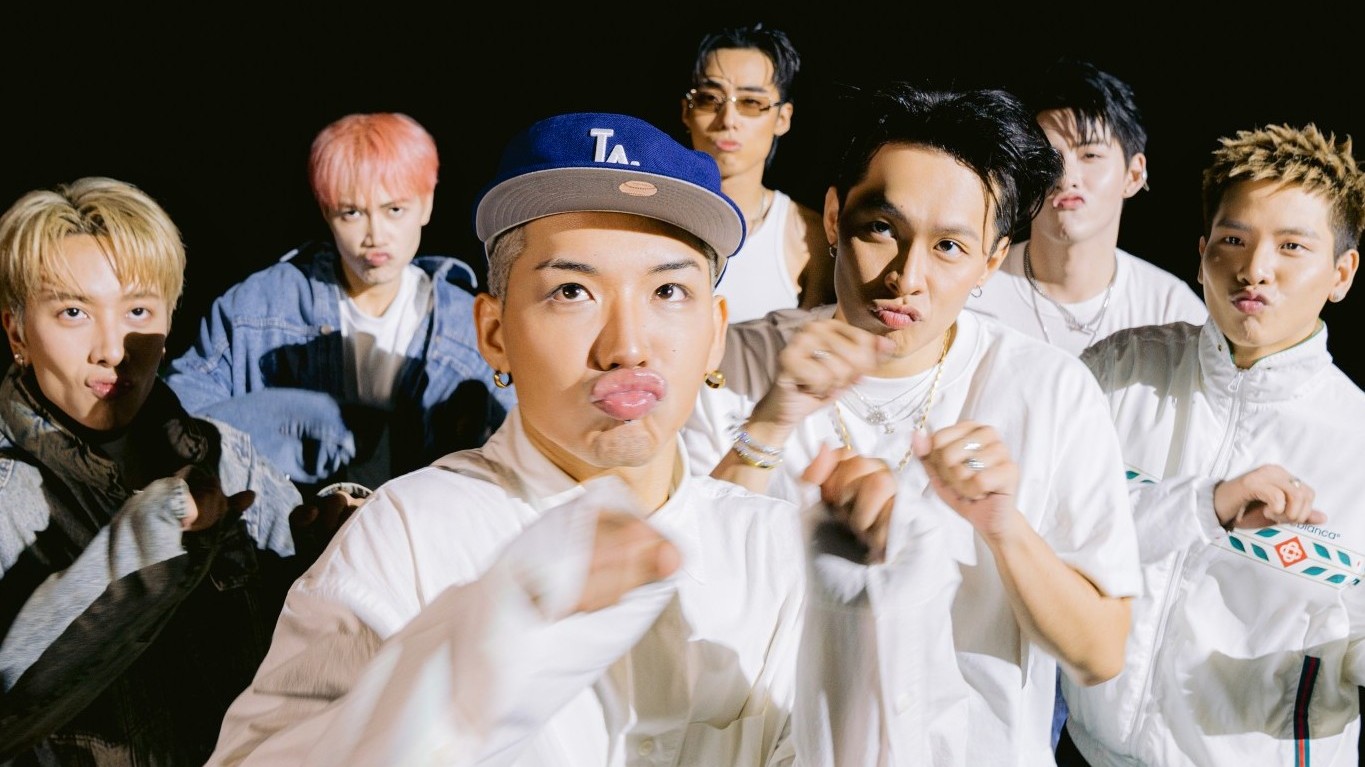 WEAN “rủ rê” HURRYKNG, Quân AP, JSOL… “quẩy tới bến” trong MV mới