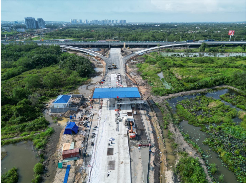 Tấp nập thi công Vành đai 3 TP.HCM, hình thành trục kết nối liên vùng chiến lược