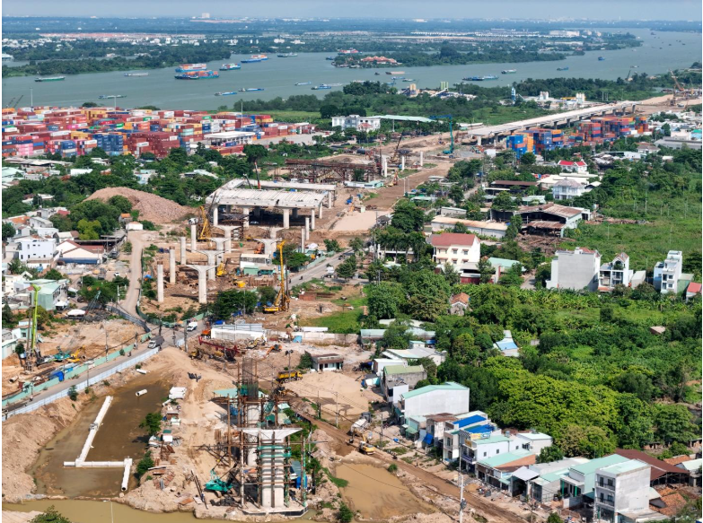 Tấp nập thi công Vành đai 3 TP.HCM, hình thành trục kết nối liên vùng chiến lược