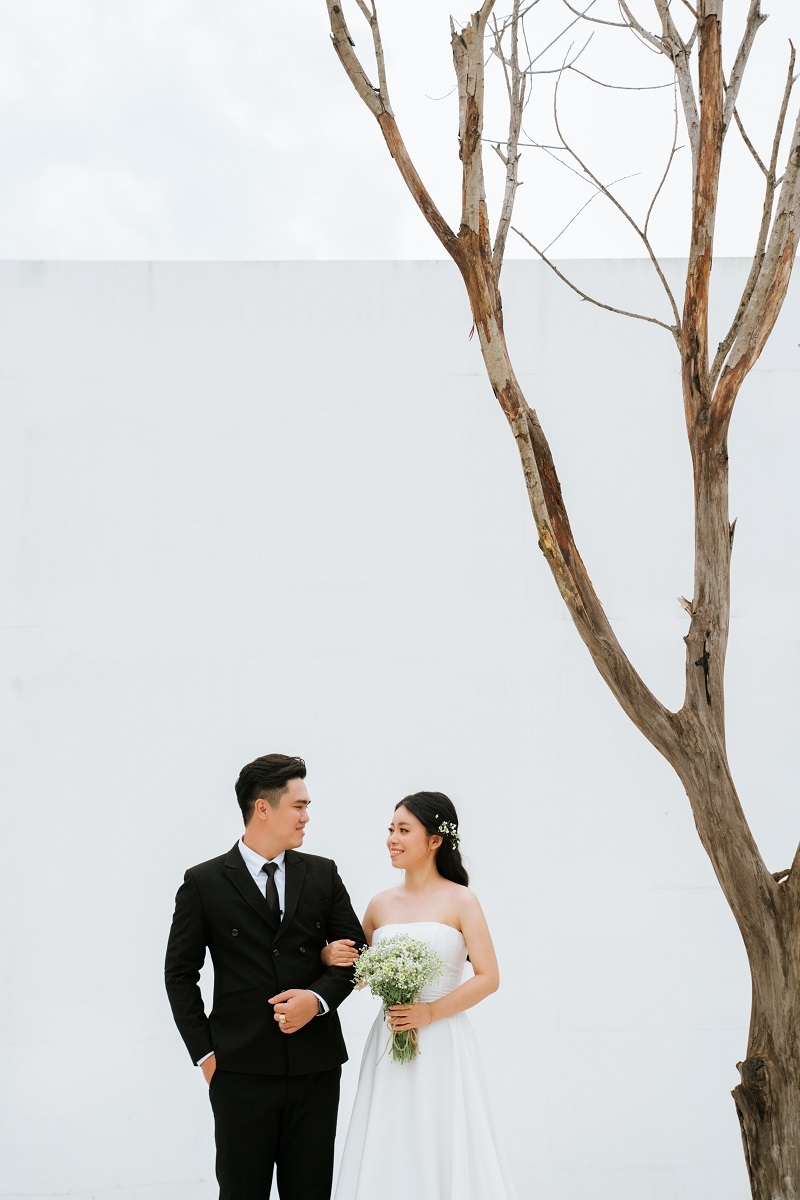 Ảnh cưới phong cách 2022: Minimalism - đơn giản, tự nhiên