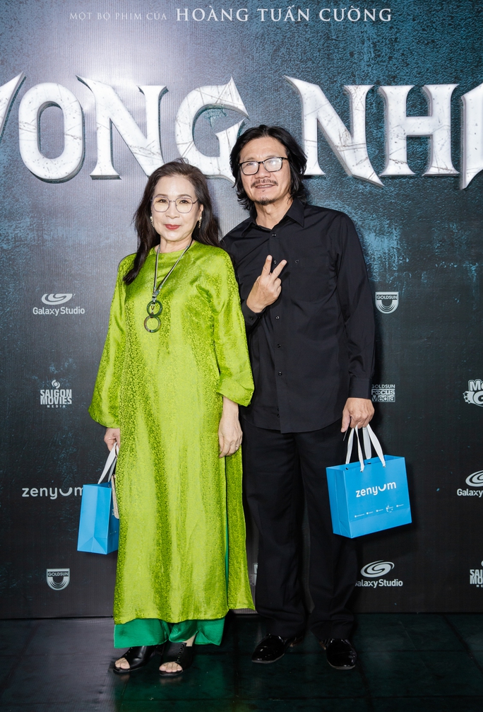 Lê Phương hết gái quê, phải lột sạch để vào cảnh nóng trong phim mới - Ảnh 1. Lê Phương hết gái quê, phải lột sạch để vào cảnh nóng trong phim mới - Ảnh 1.