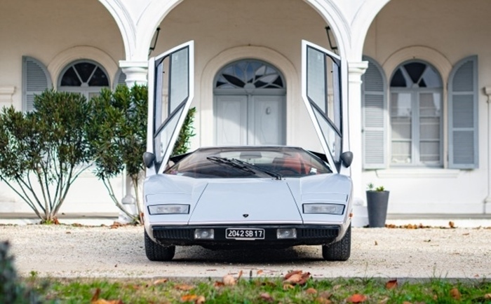 Sau một thập kỷ nằm kho, Lamborghini cực hiếm vẫn có giá 24 tỷ đồng - 1