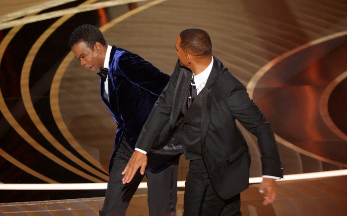 Will Smith vẫn hối hận vì tát Chris Rock tại Oscar - Ảnh 1.