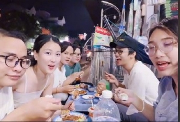 Miss Grand Hong Kong - Sen Yang vừa tới Việt Nam đã ăn gì, chơi gì cùng người hâm mộ?