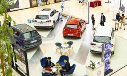 Sức mua xe tăng phi mã khi thuế trước bạ giảm 50%