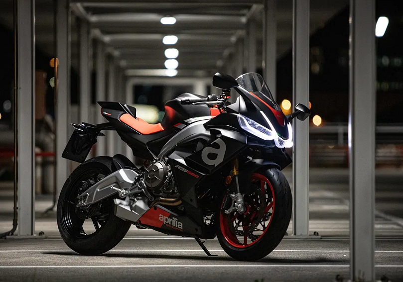 Thị trường xe phân khối lớn cạnh tranh mạnh từ thiết kế, giá thành