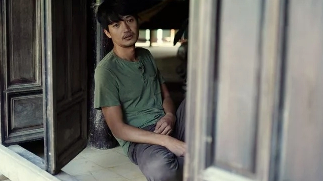 Quang Tuấn sợ độ cao vẫn phải đóng cảnh ngã lầu