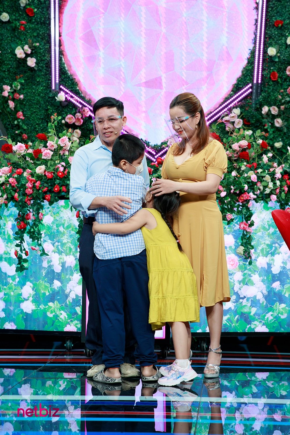 Cô gái làm mẹ đơn thân gặp chàng trai từng "đổ vỡ" với cái kết lấy trọn nước mắt người xem