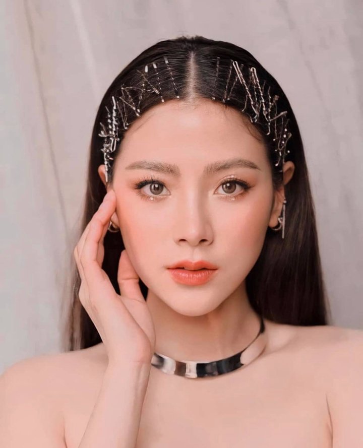 Nhan sắc đỉnh cao của Baifern Pimchanok, xem đến ảnh ngày bé mới ngỡ ngàng - 7