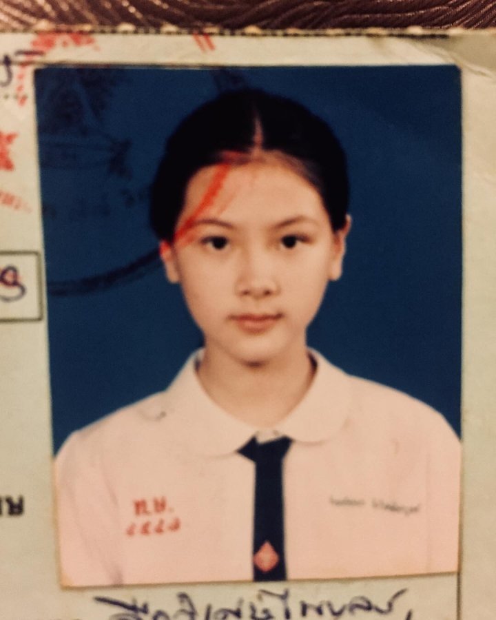 Nhan sắc đỉnh cao của Baifern Pimchanok, xem đến ảnh ngày bé mới ngỡ ngàng - 10