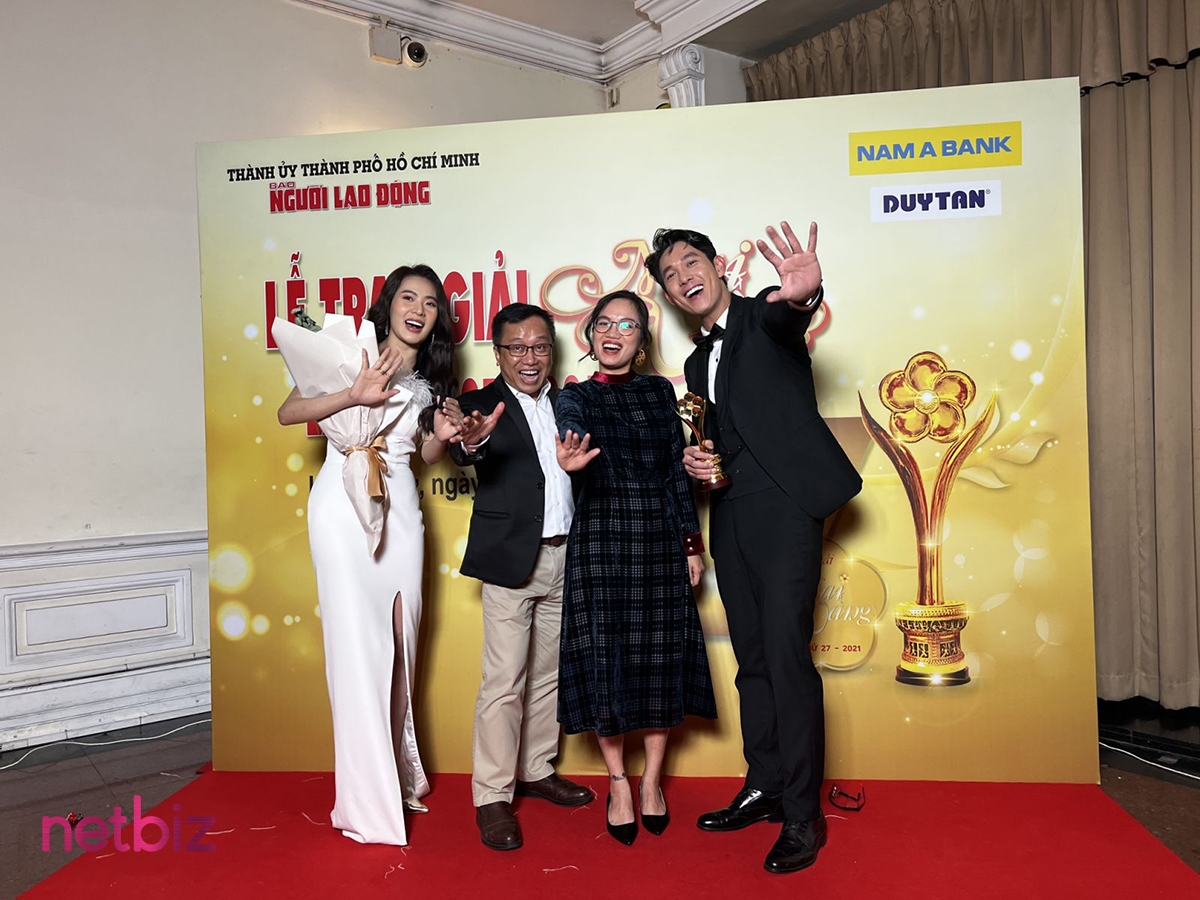 MC Quyền Linh xúc động nhận giải Mai Vàng với giải thưởng "Nghệ sĩ vì cộng đồng"