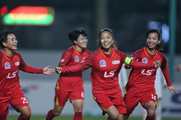 Bóng đá nữ Việt Nam mơ đổi đời nhờ vé dự World Cup 2023 - 1