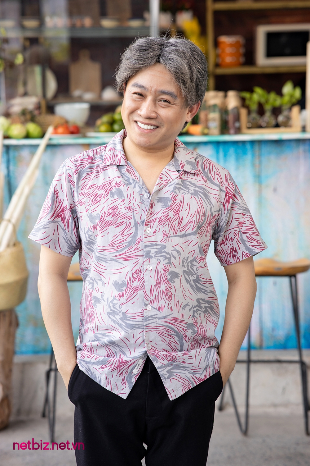 Dương Thanh Vàng choáng váng sau cú tát trời giáng của diễn viên hài Hữu Tín Dương Thanh Vàng choáng váng sau cú tát trời giáng của diễn viên hài Hữu Tín