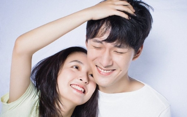 Cuộc ly hôn được cả showbiz chúc mừng: Gã chồng tồi xem vợ như 'máy đẻ' con trai - 1