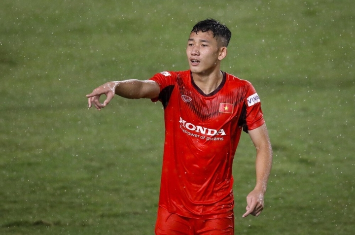 Tăng sức mạnh cho U23 Việt Nam dự SEA Games 31: Hùng Dũng, Quang Hải được chọn? - 2