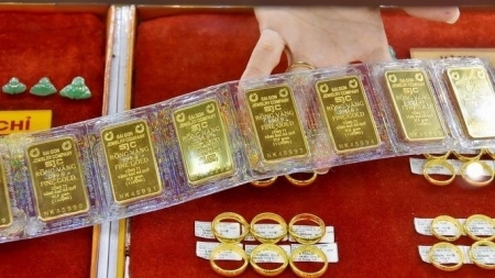 Vừa mở cửa, giá vàng trong nước giảm hơn 2 triệu đồng/lượng