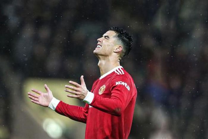 Ronaldo không hạnh phúc ở Man Utd