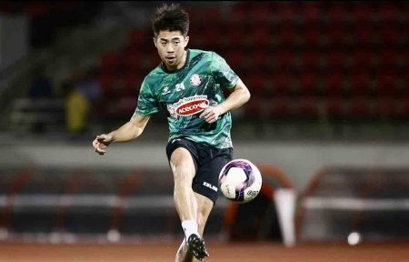 Lee Nguyễn không trở lại V-League